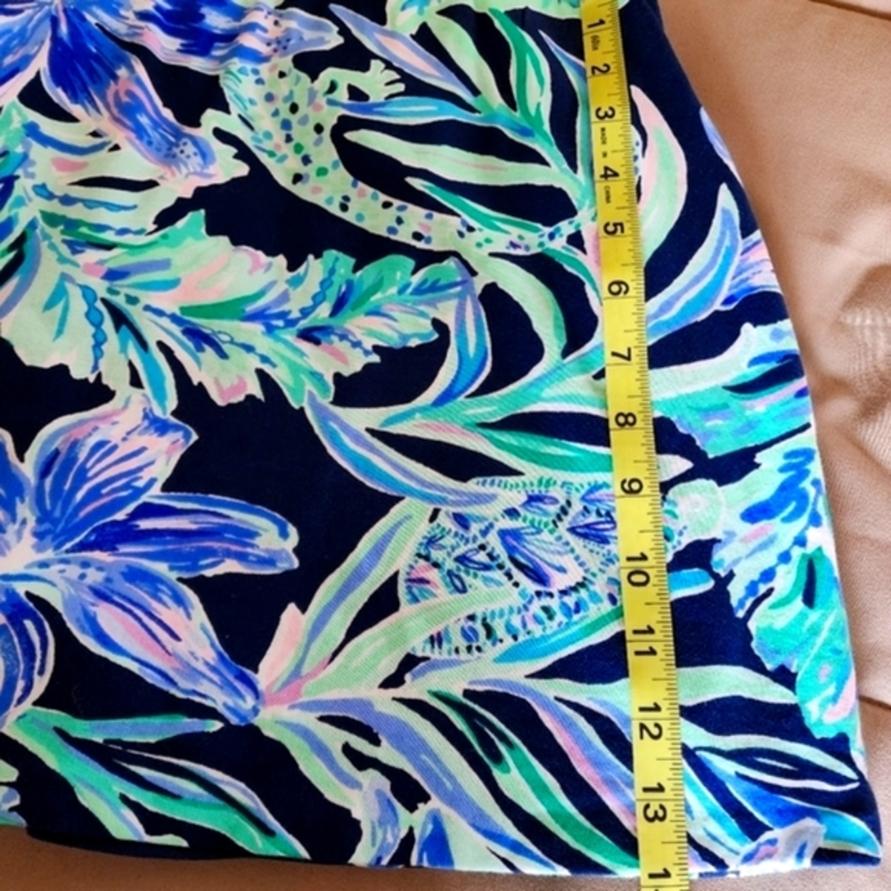 EC Lilly Pulitzer Madison Skort Size Medium - Picture 7 of 8